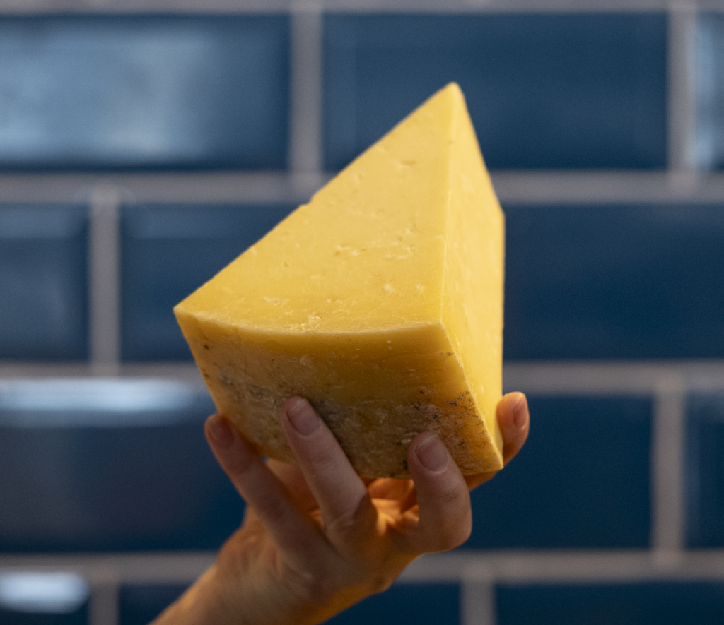 How to Build the Perfect Festive Cheeseboard with Indie Füde 4 Hegartys Cheddar Indie Fude 2
